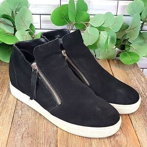 Steve Madden Caliber suede hi top sneakers Size 11M